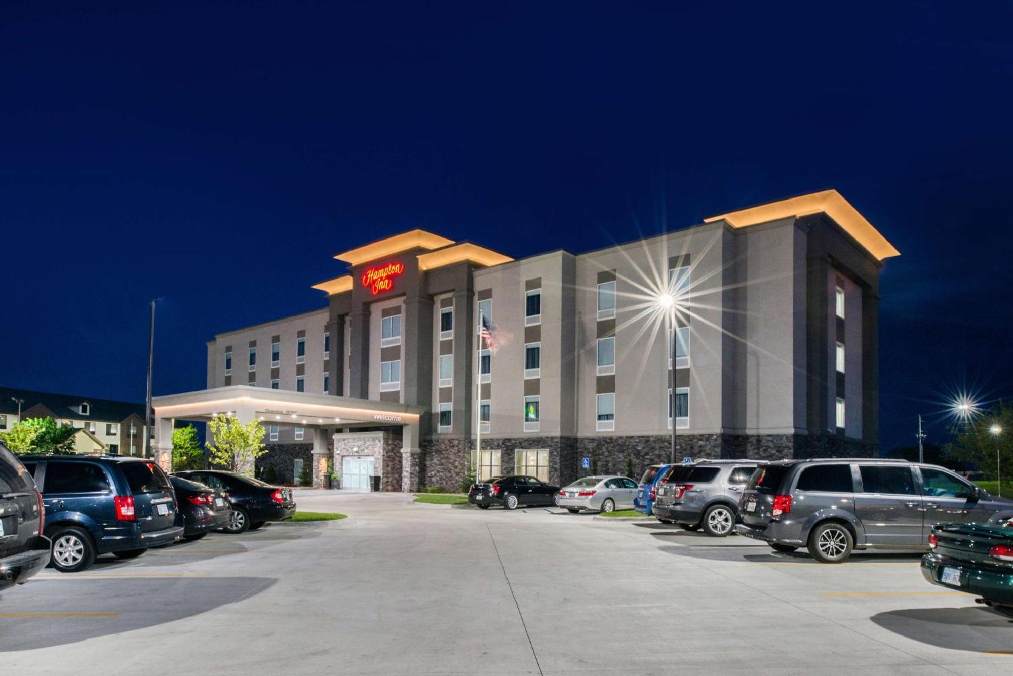 Hampton Inn Emporia, Ks Exterior photo